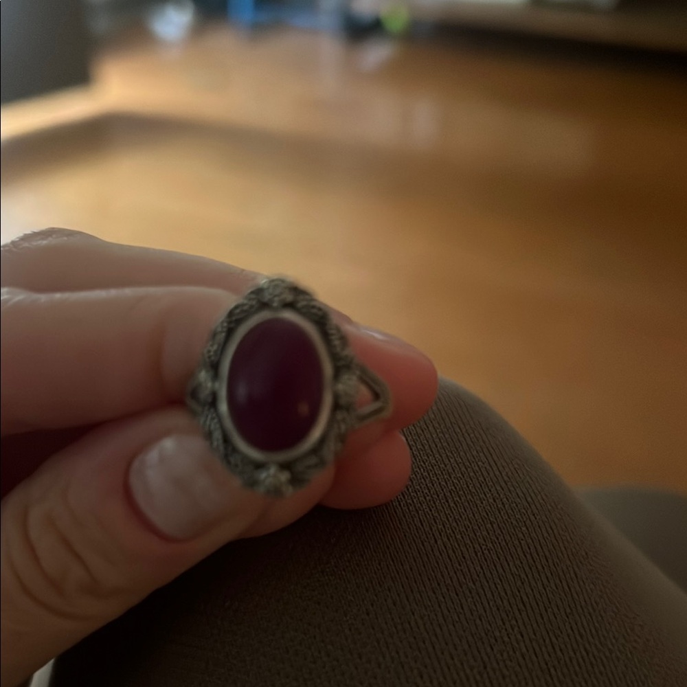Elegant Silver and Purple Women's Ring